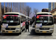 北京租车北京包大巴车带司机一天多少钱
